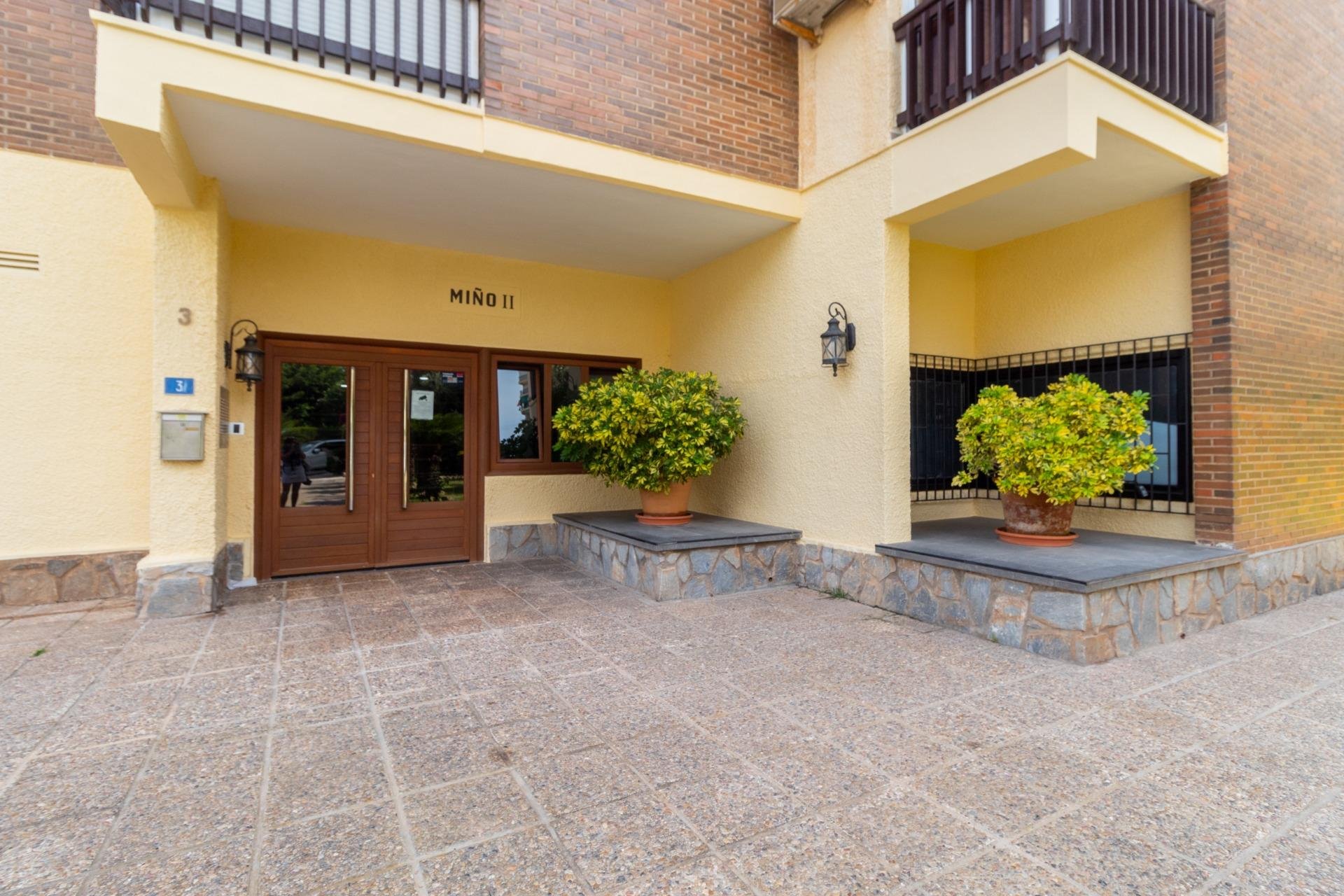 Odsprzedaż - Mieszkanie w bloku -
Orihuela Costa - Campoamor