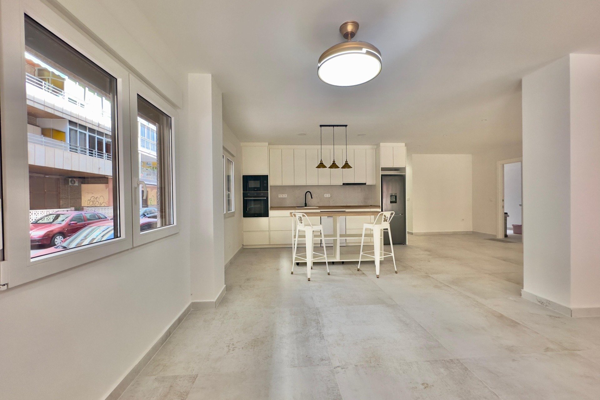 Odsprzedaż - Mieszkanie w bloku -
Torrevieja - Acequion