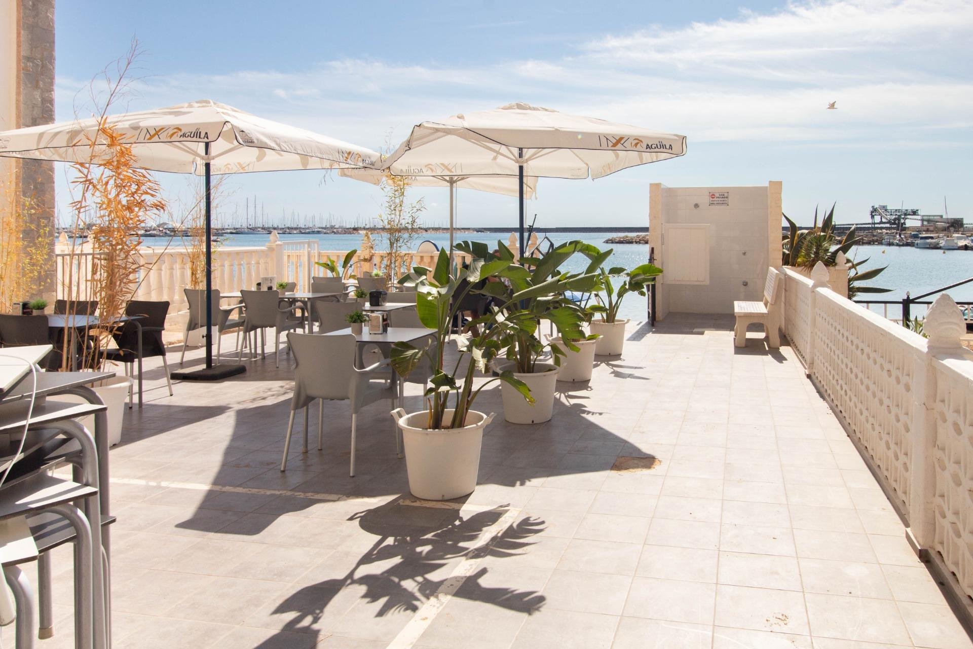 Odsprzedaż - Mieszkanie w bloku -
Torrevieja - Acequion