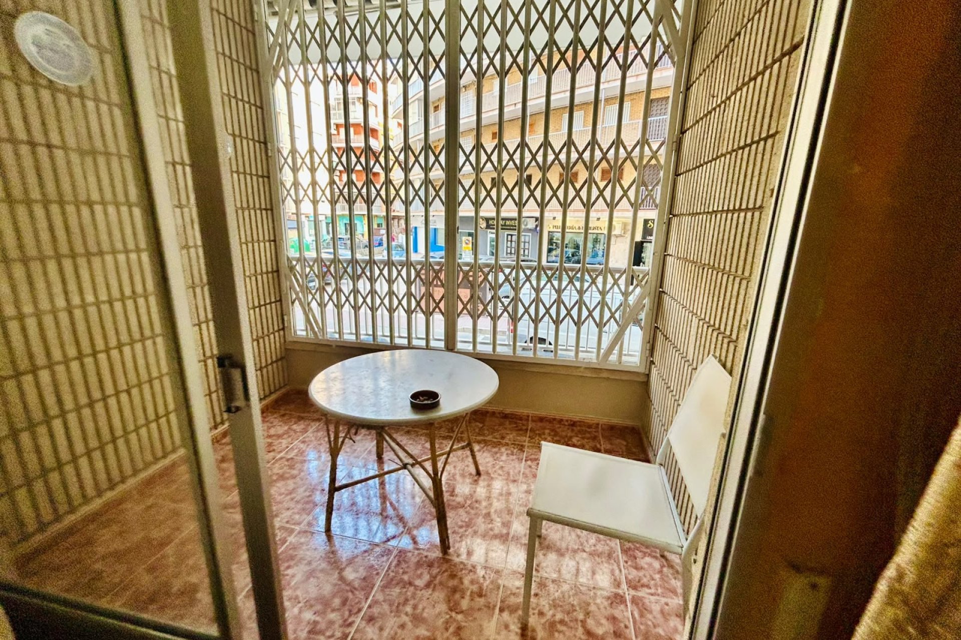 Odsprzedaż - Mieszkanie w bloku -
Torrevieja Centro - Torrevieja