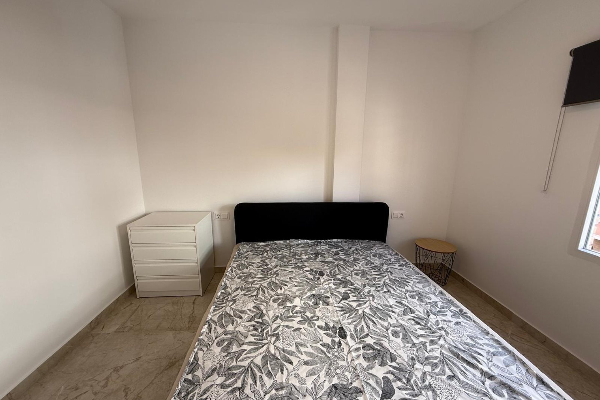 Odsprzedaż - Mieszkanie w bloku -
Torrevieja - Centro