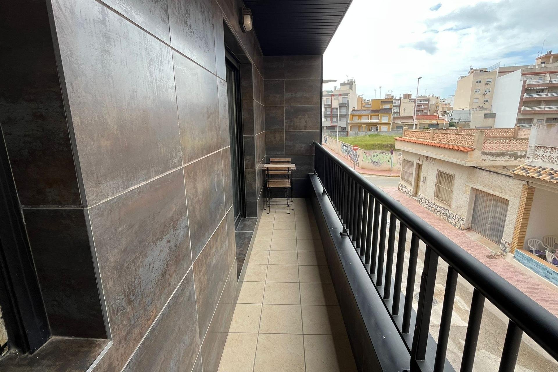 Odsprzedaż - Mieszkanie w bloku -
Torrevieja - La Mata pueblo