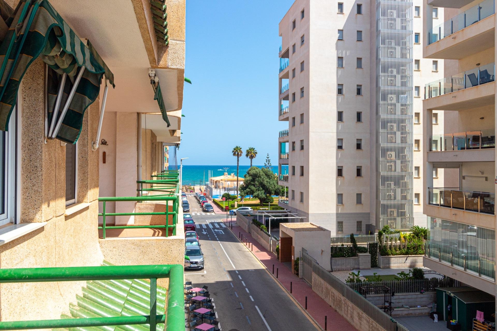 Odsprzedaż - Mieszkanie w bloku -
Torrevieja - La Mata pueblo