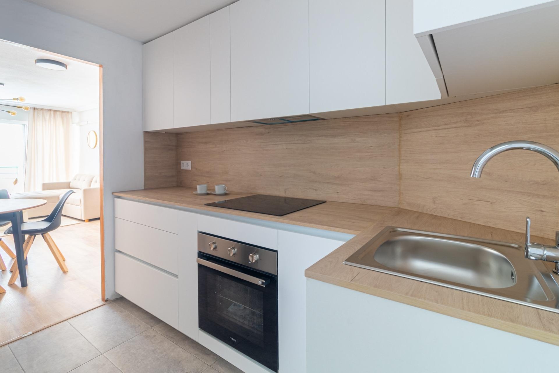 Odsprzedaż - Mieszkanie w bloku -
Torrevieja - La Mata pueblo