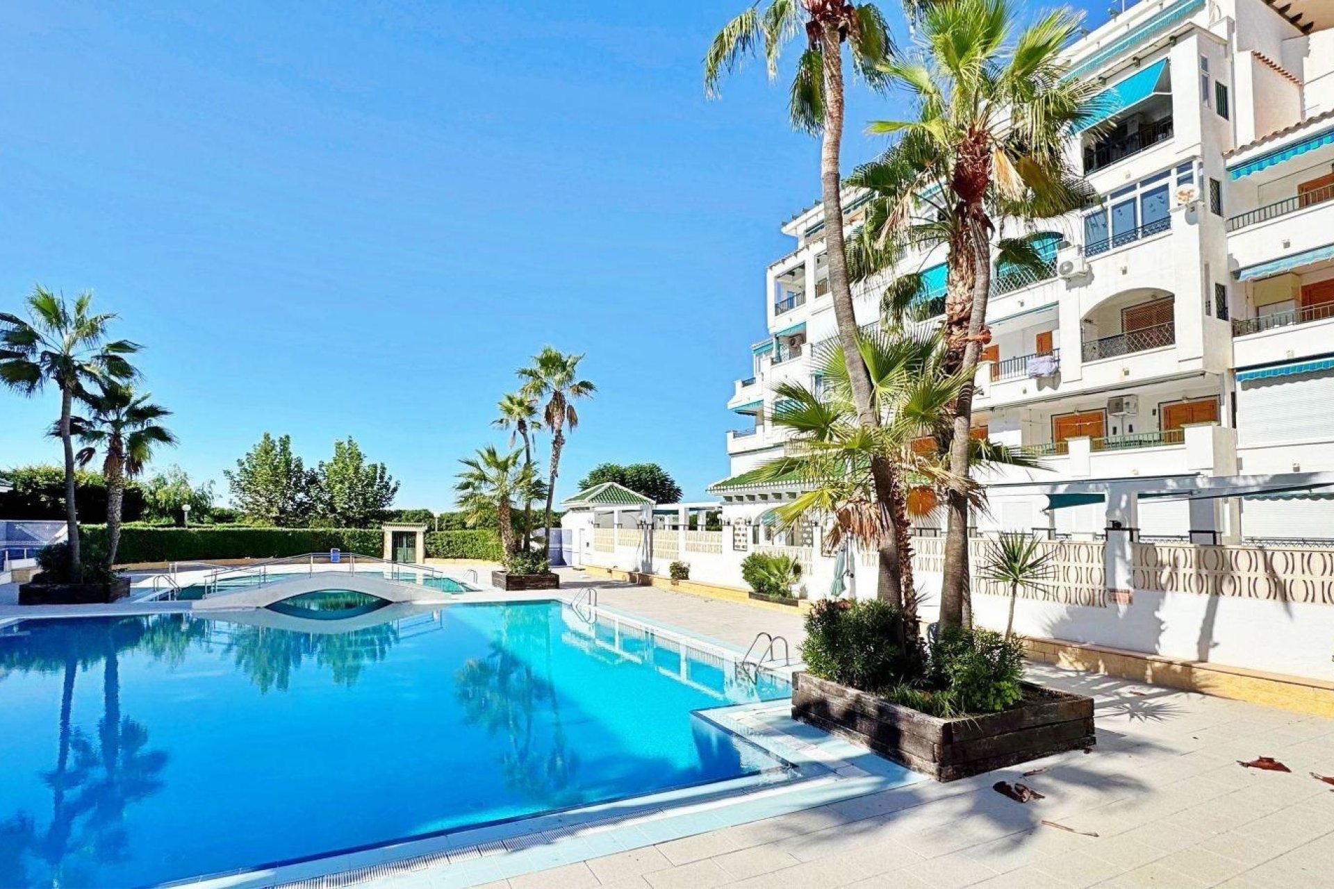 Odsprzedaż - Mieszkanie w bloku -
Torrevieja - Los Europeos