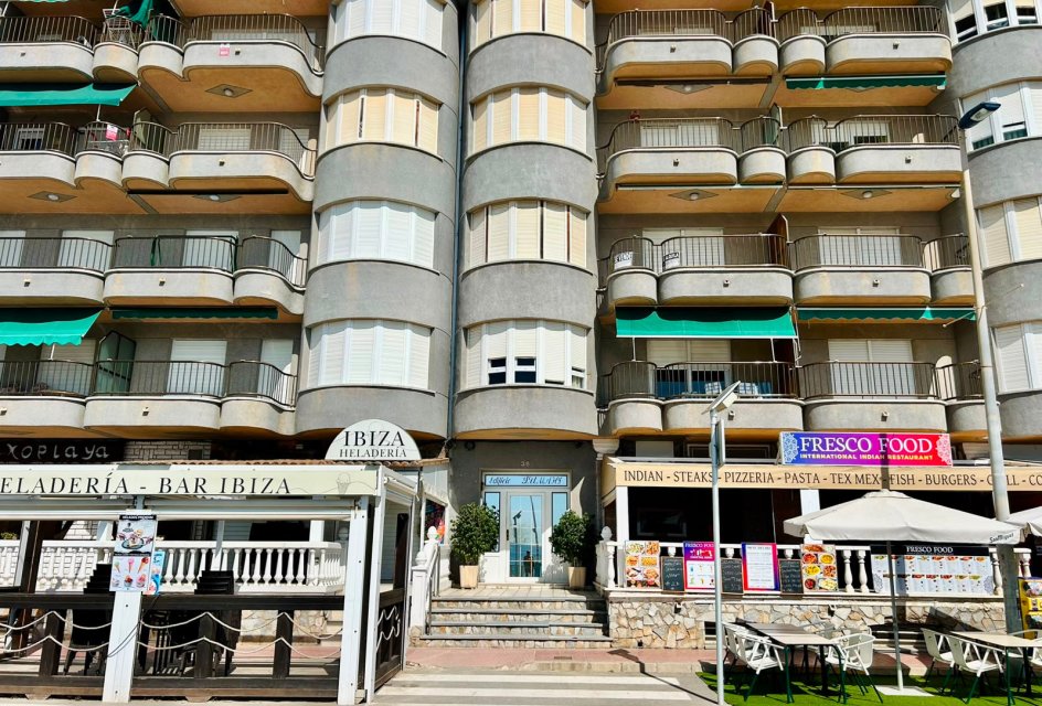 Odsprzedaż - Mieszkanie w bloku -
Torrevieja - Playa de los Locos