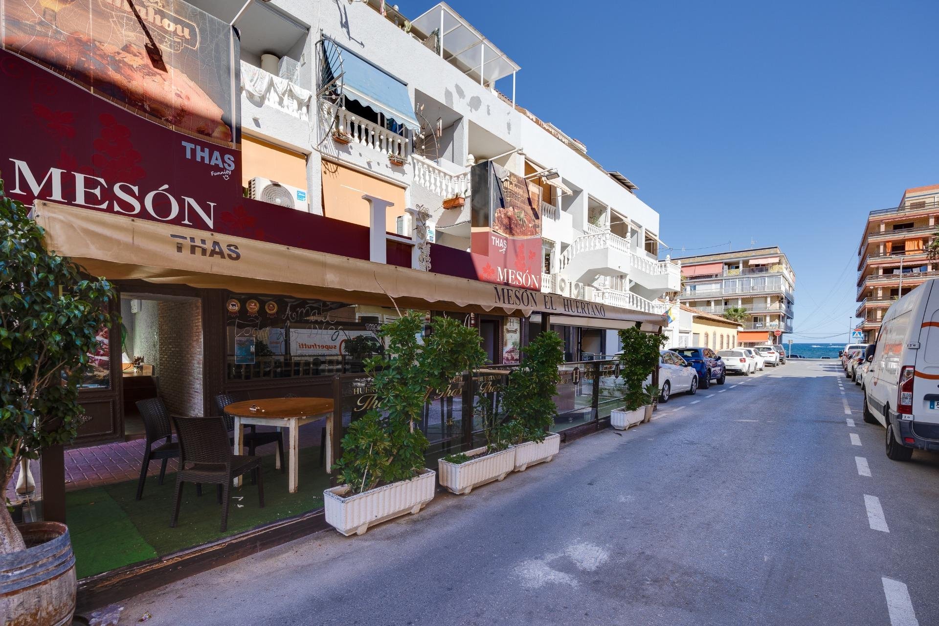 Odsprzedaż - Mieszkanie w bloku -
Torrevieja - Playa de los Naufragos