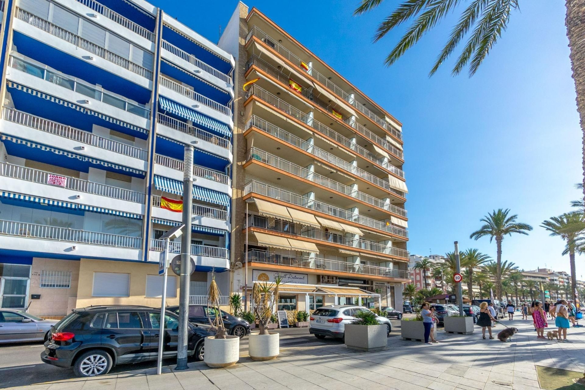 Odsprzedaż - Mieszkanie w bloku -
Torrevieja - Playa del Cura