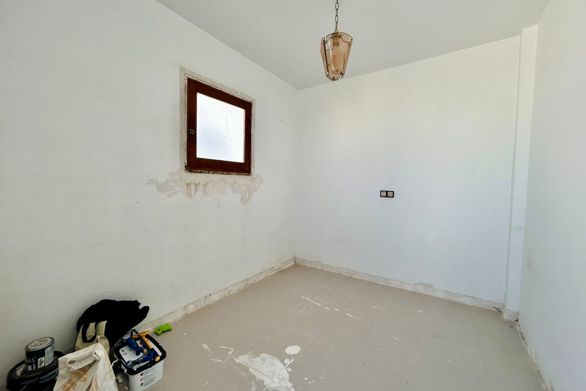 Odsprzedaż - Mieszkanie w bloku -
Torrevieja - San luis