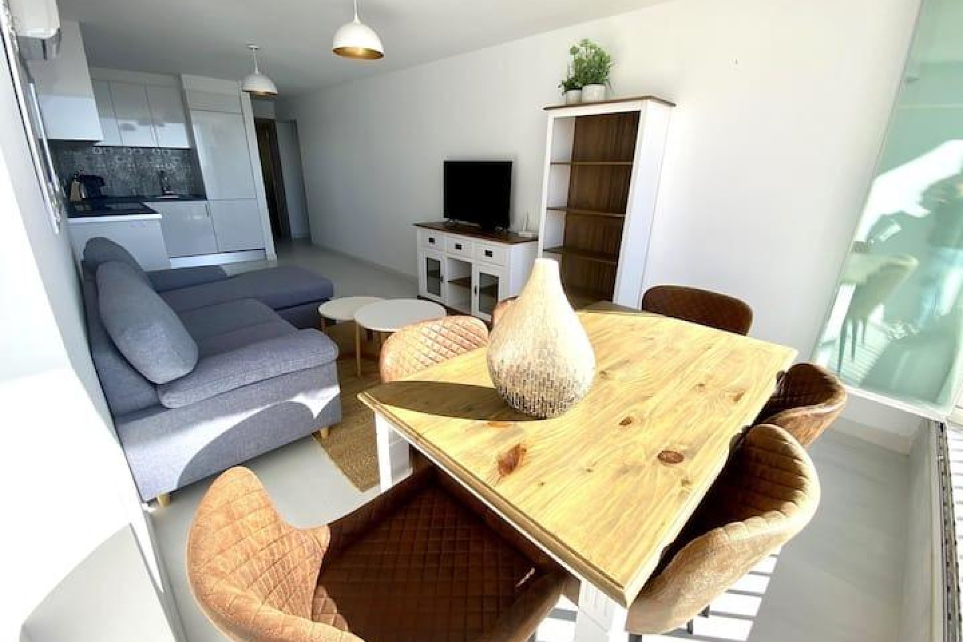 Odsprzedaż - Mieszkanie w bloku -
Torrevieja - torrevieja