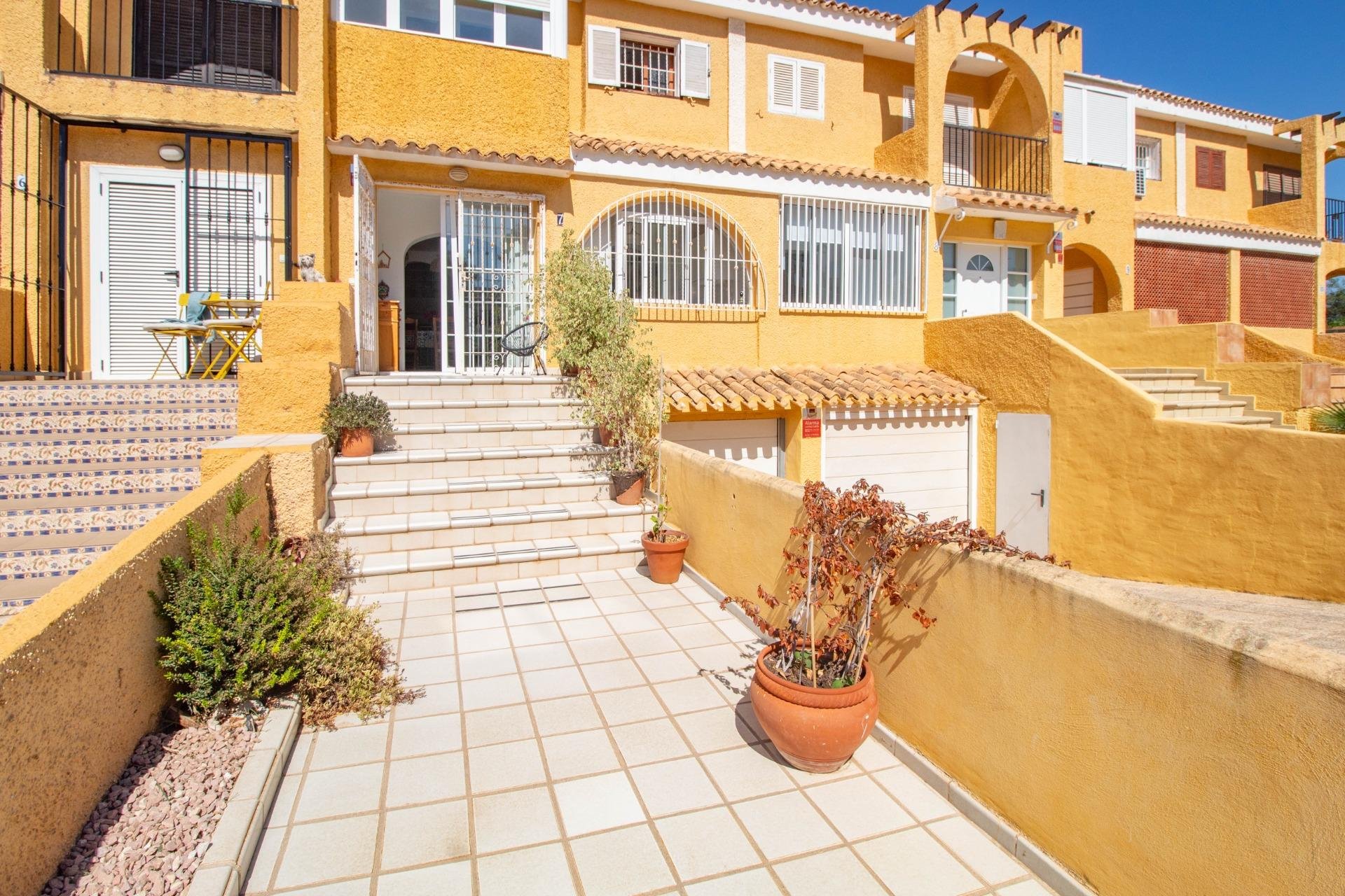 Odsprzedaż - Semi -
Cabo Roig