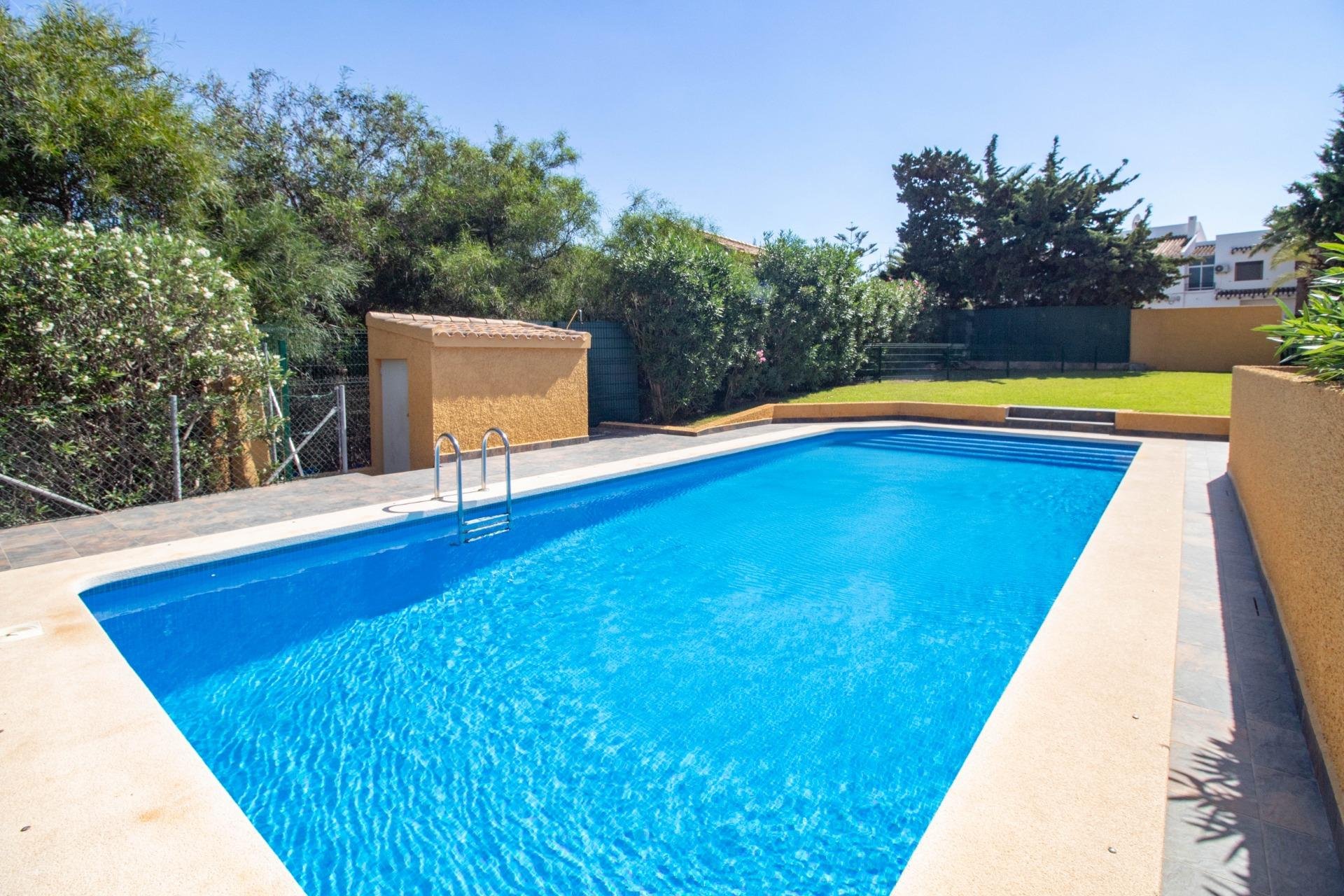 Odsprzedaż - Semi -
Cabo Roig