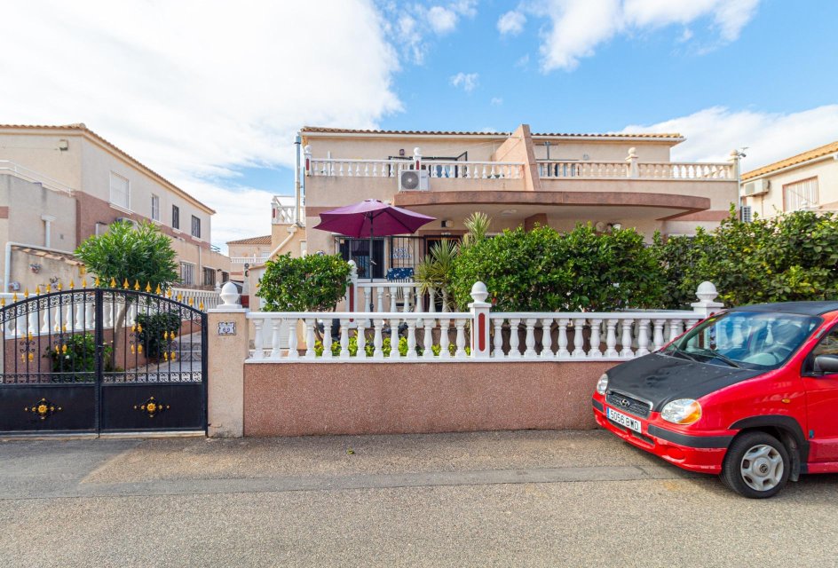 Odsprzedaż - Terraced house -
Orihuela Costa - Cabo Roig