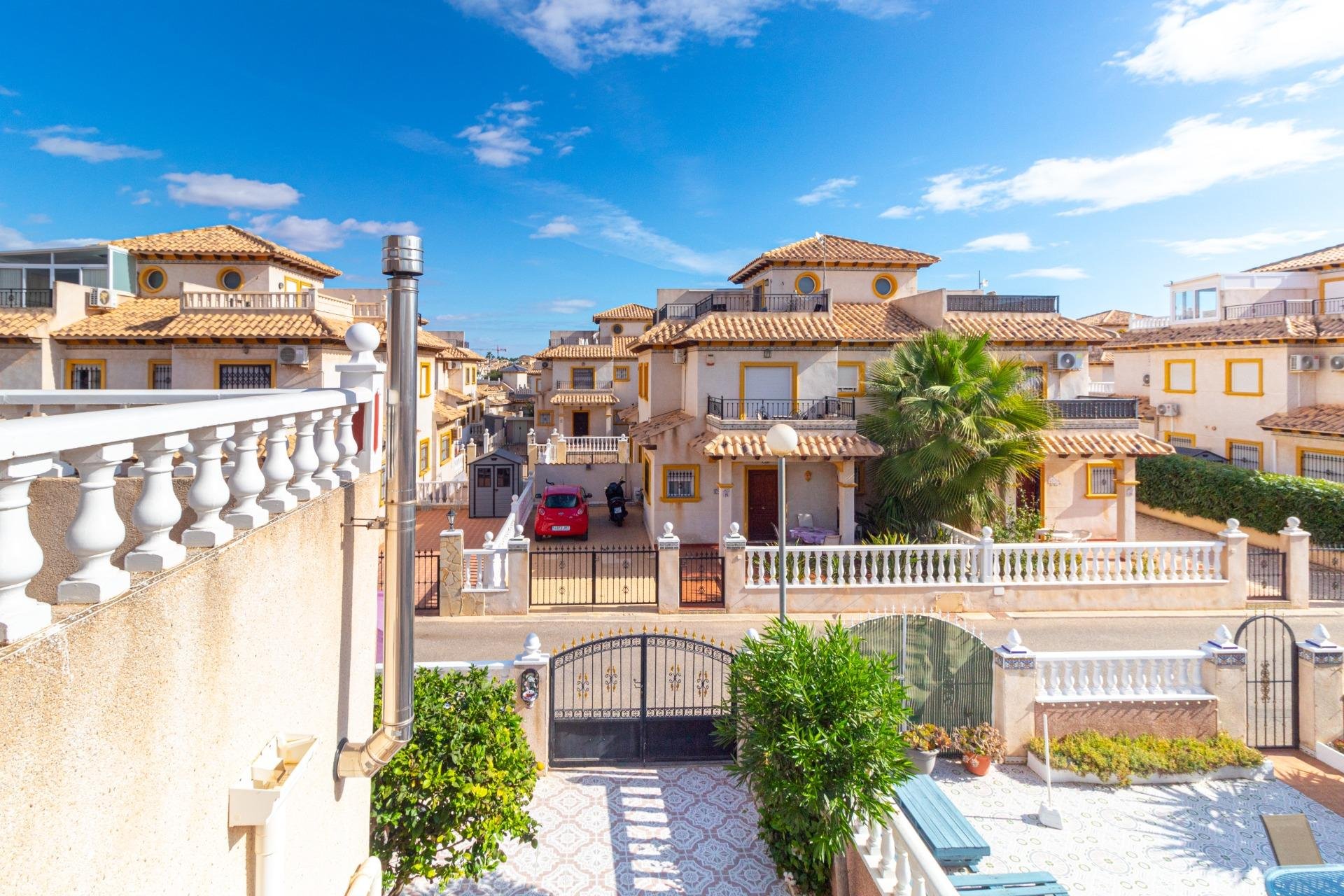 Odsprzedaż - Terraced house -
Orihuela Costa - Cabo Roig