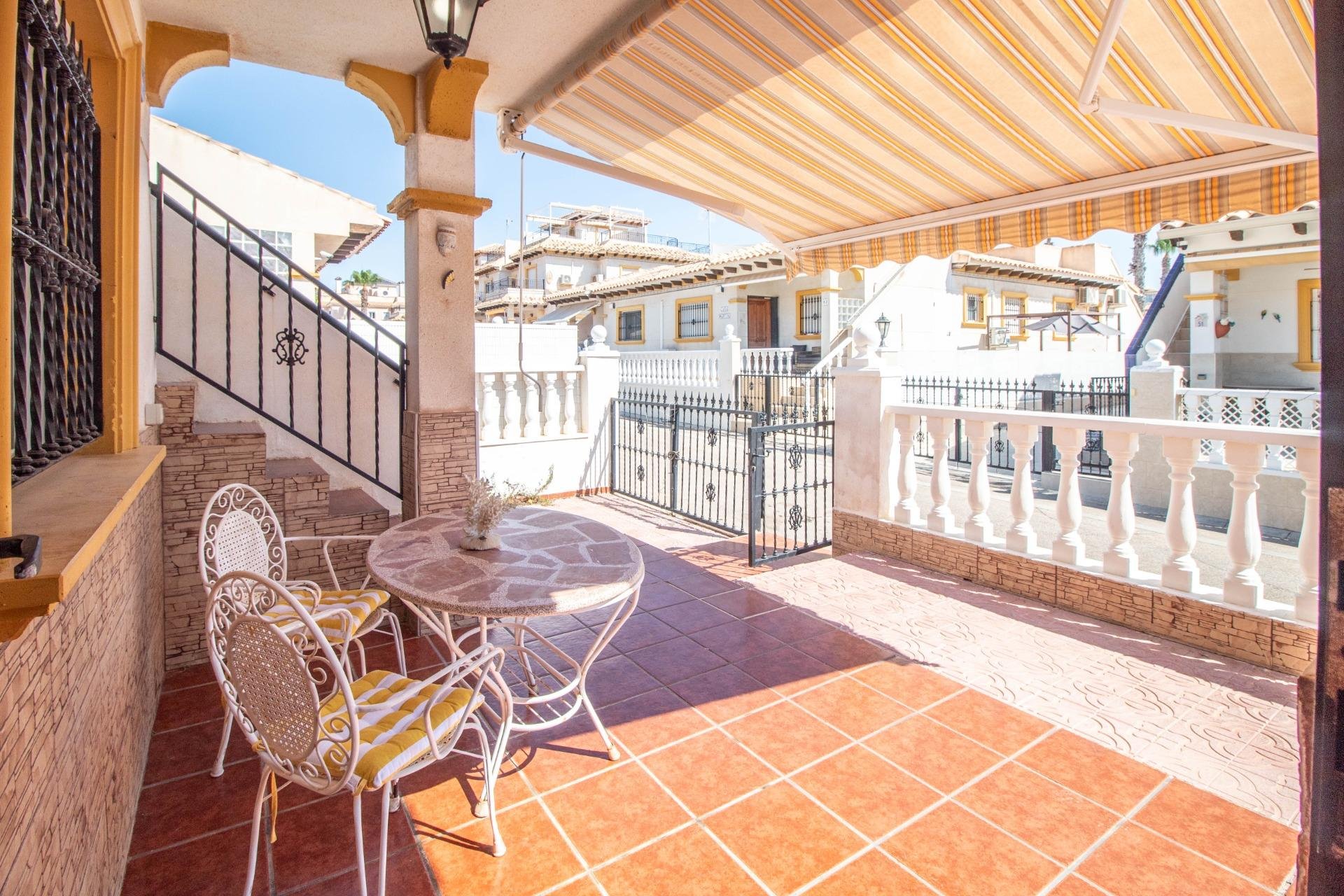 Odsprzedaż - Terraced house -
Orihuela Costa - La Zenia