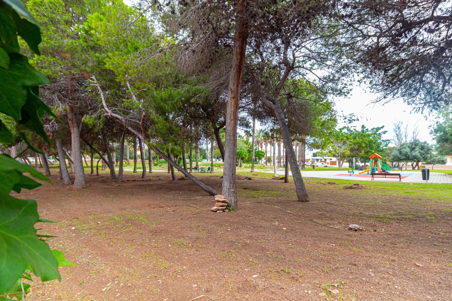Odsprzedaż - Terraced house -
Torrevieja - Los altos