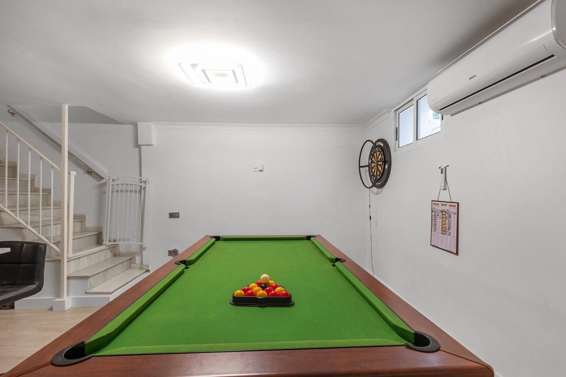 Odsprzedaż - Villa -
Guardamar del Segura - Urbanizaciones