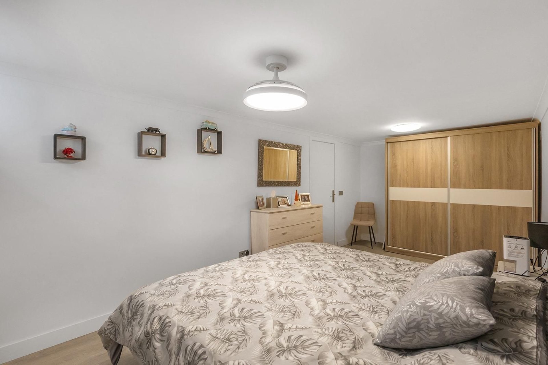 Odsprzedaż - Villa -
Guardamar del Segura - Urbanizaciones