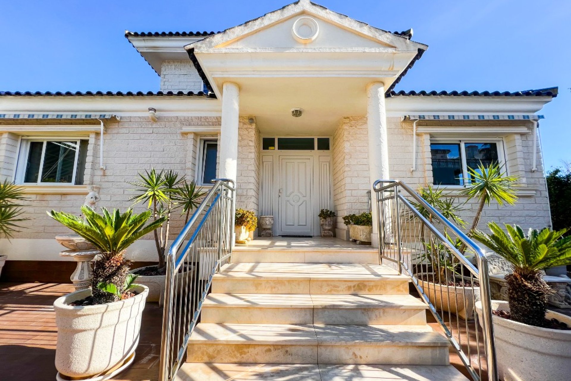 Odsprzedaż - Villa -
La Mata - LA MATA