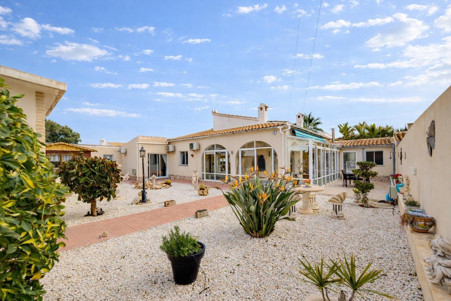 Odsprzedaż - Villa -
Orihuela Costa - Cabo Roig
