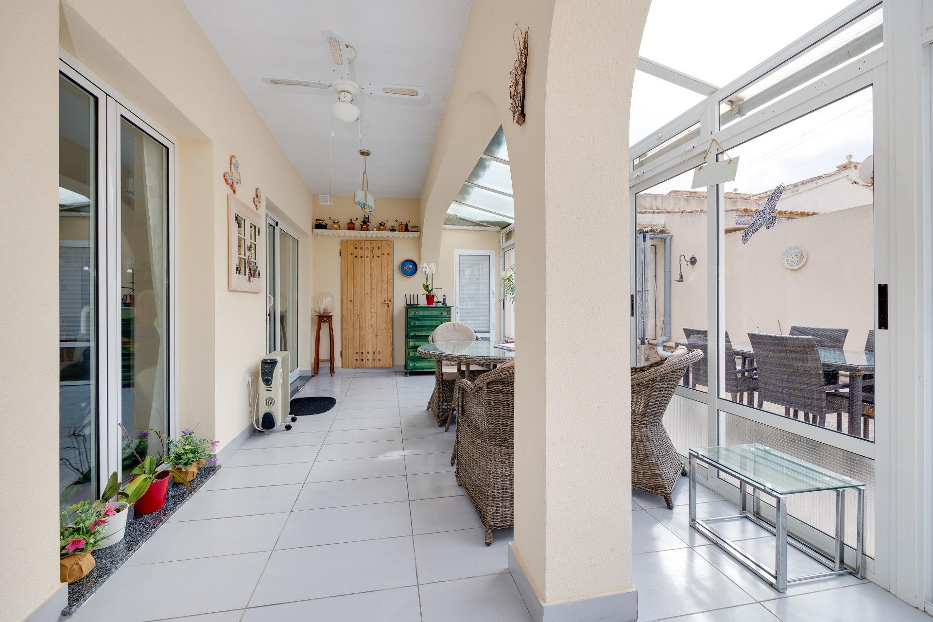 Odsprzedaż - Villa -
Orihuela Costa - Cabo Roig