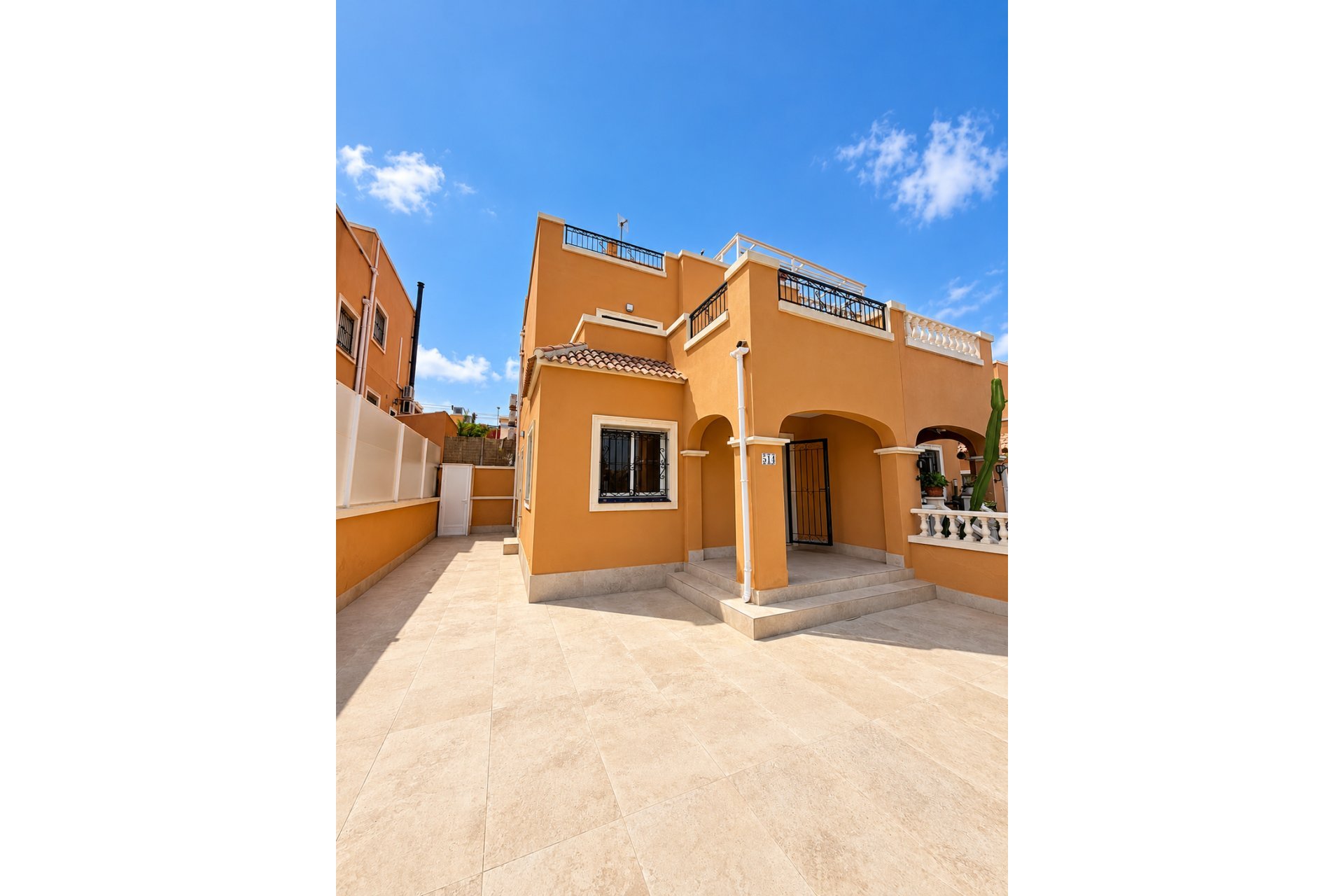 Odsprzedaż - Villa -
Orihuela Costa - Dream Hills