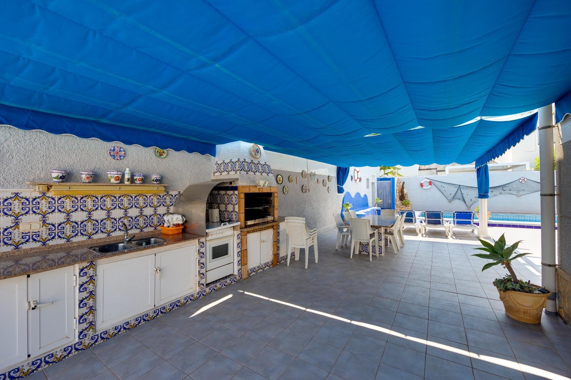 Odsprzedaż - Villa -
Orihuela Costa - La Regia