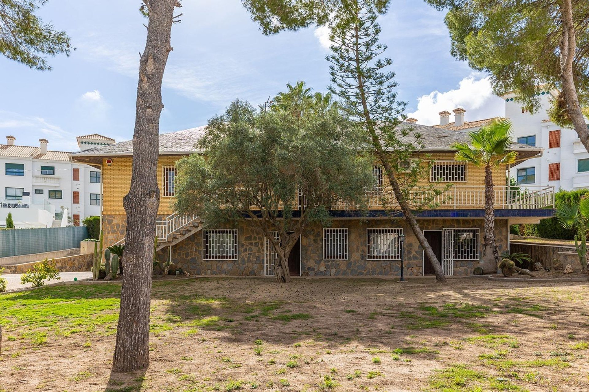 Odsprzedaż - Villa -
Orihuela Costa - Las Filipinas