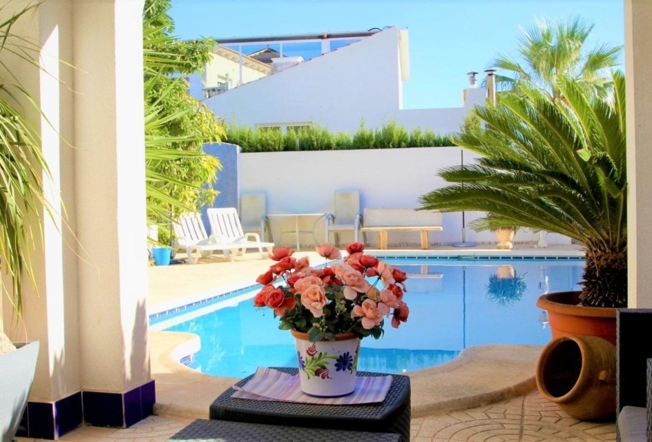 Odsprzedaż - Villa -
Orihuela Costa - Lomas de Cabo Roig-Los Dolses