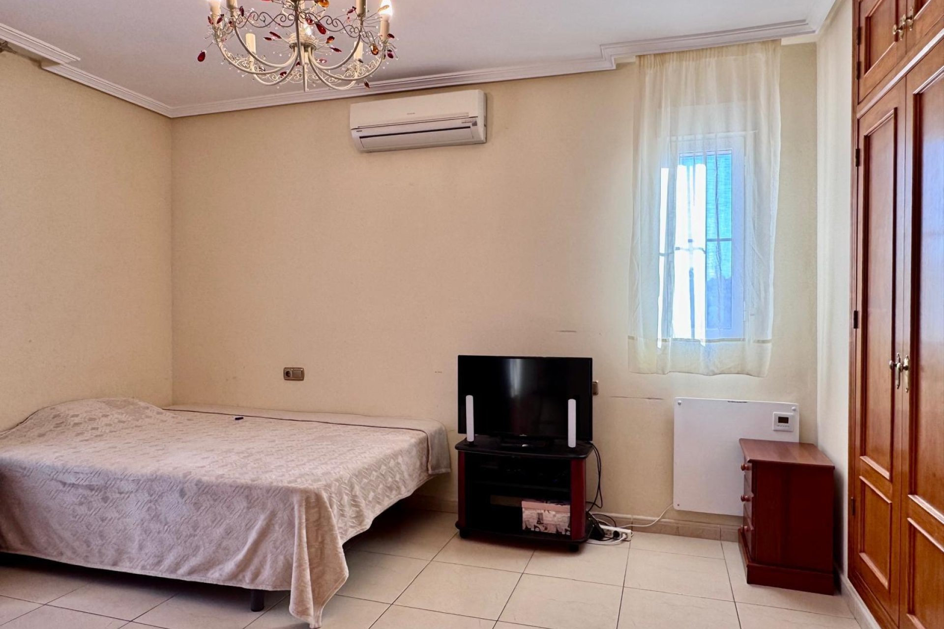 Odsprzedaż - Villa -
Orihuela Costa - Lomas de Cabo Roig