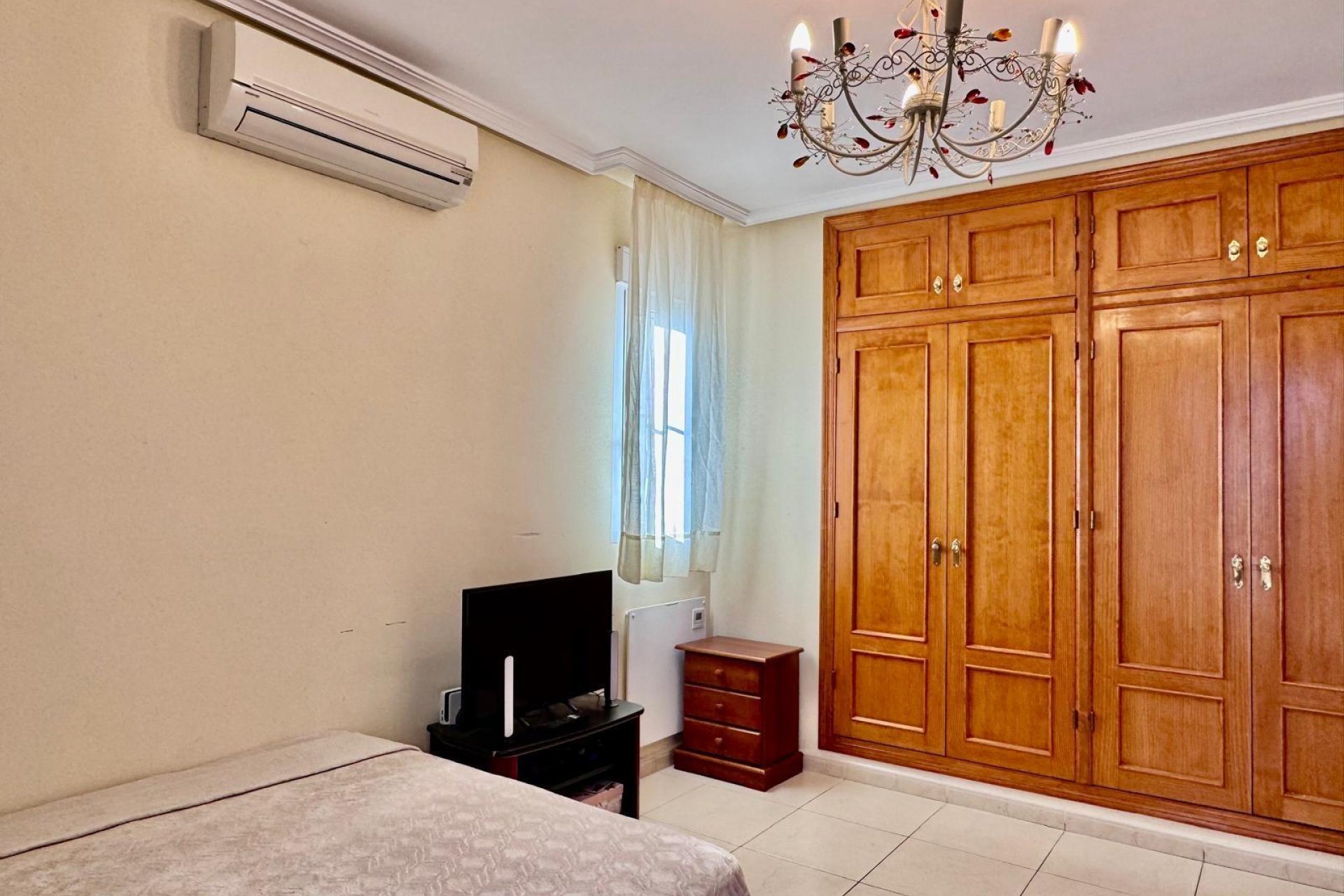 Odsprzedaż - Villa -
Orihuela Costa - Lomas de Cabo Roig