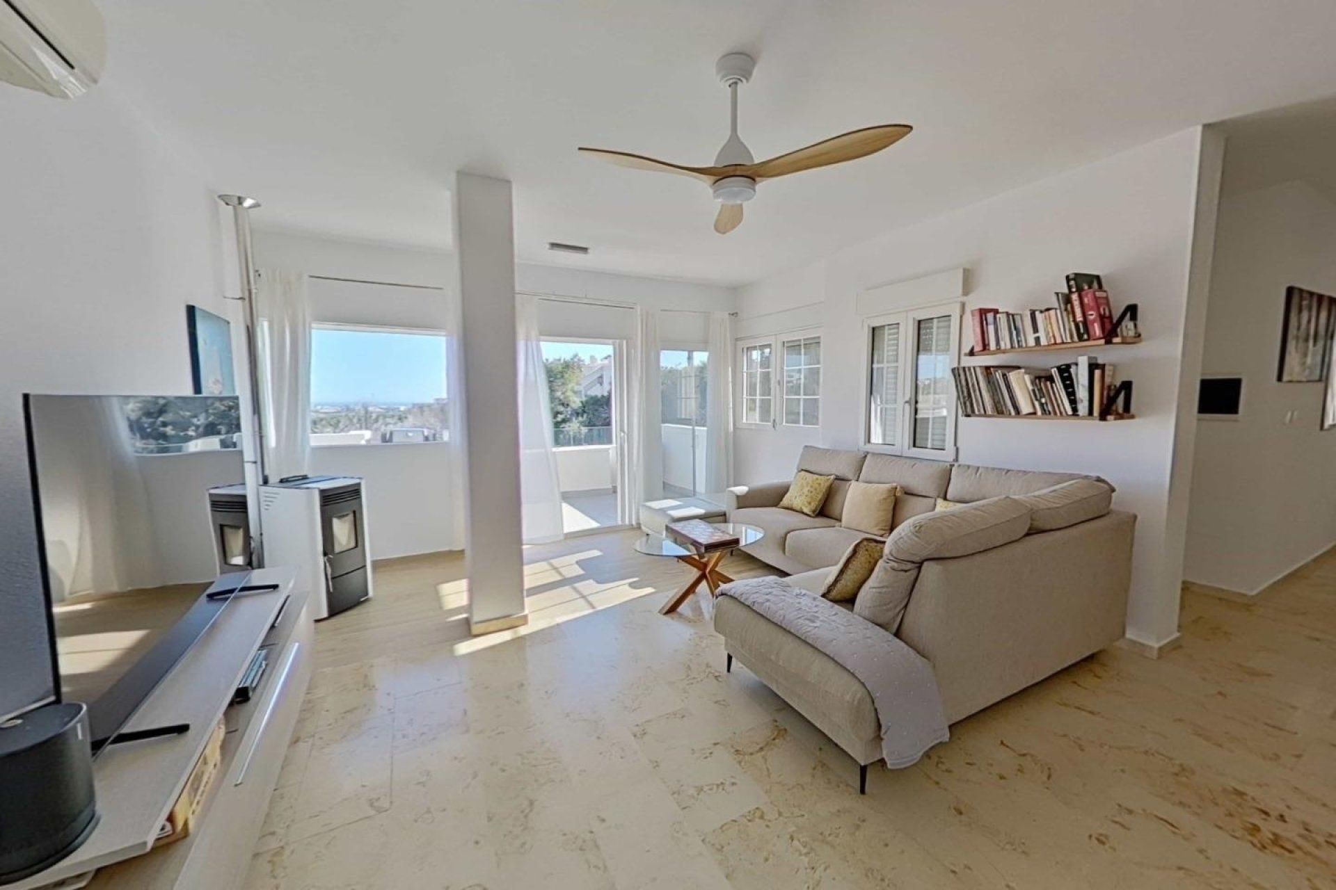 Odsprzedaż - Villa -
Orihuela Costa - Lomas de Campoamor-Las Ramblas