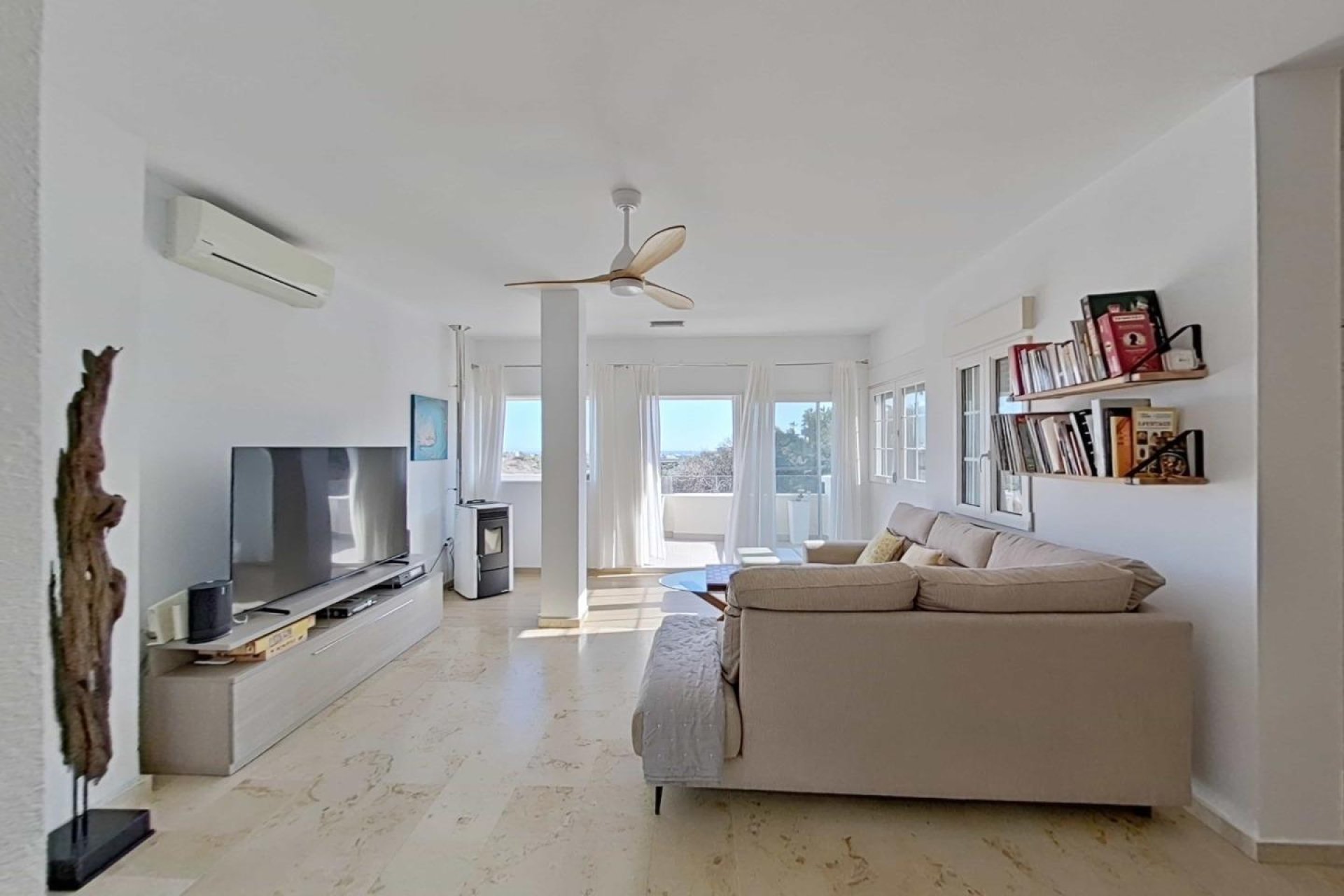 Odsprzedaż - Villa -
Orihuela Costa - Lomas de Campoamor-Las Ramblas