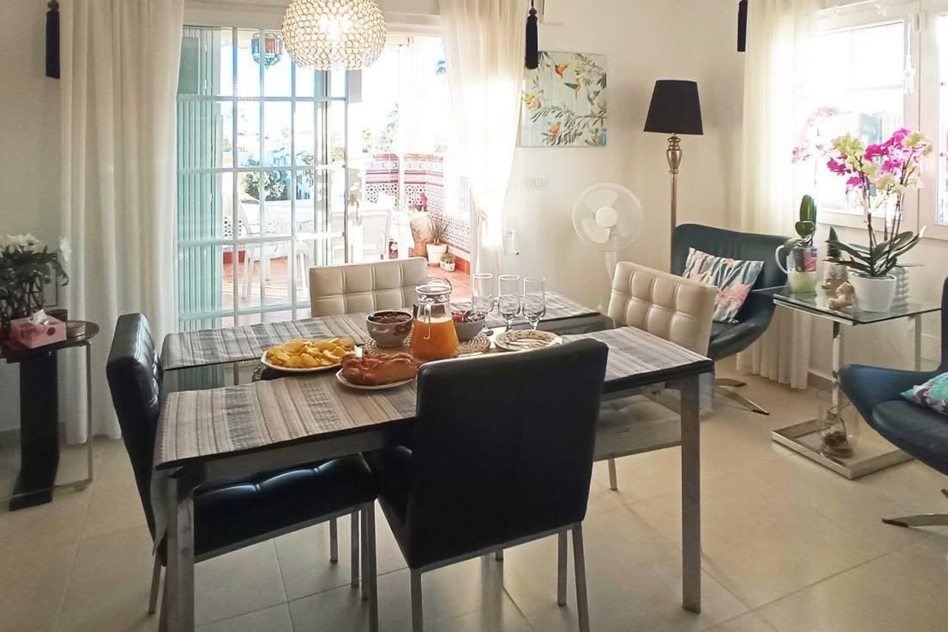 Odsprzedaż - Villa -
Orihuela Costa - Los Dolses