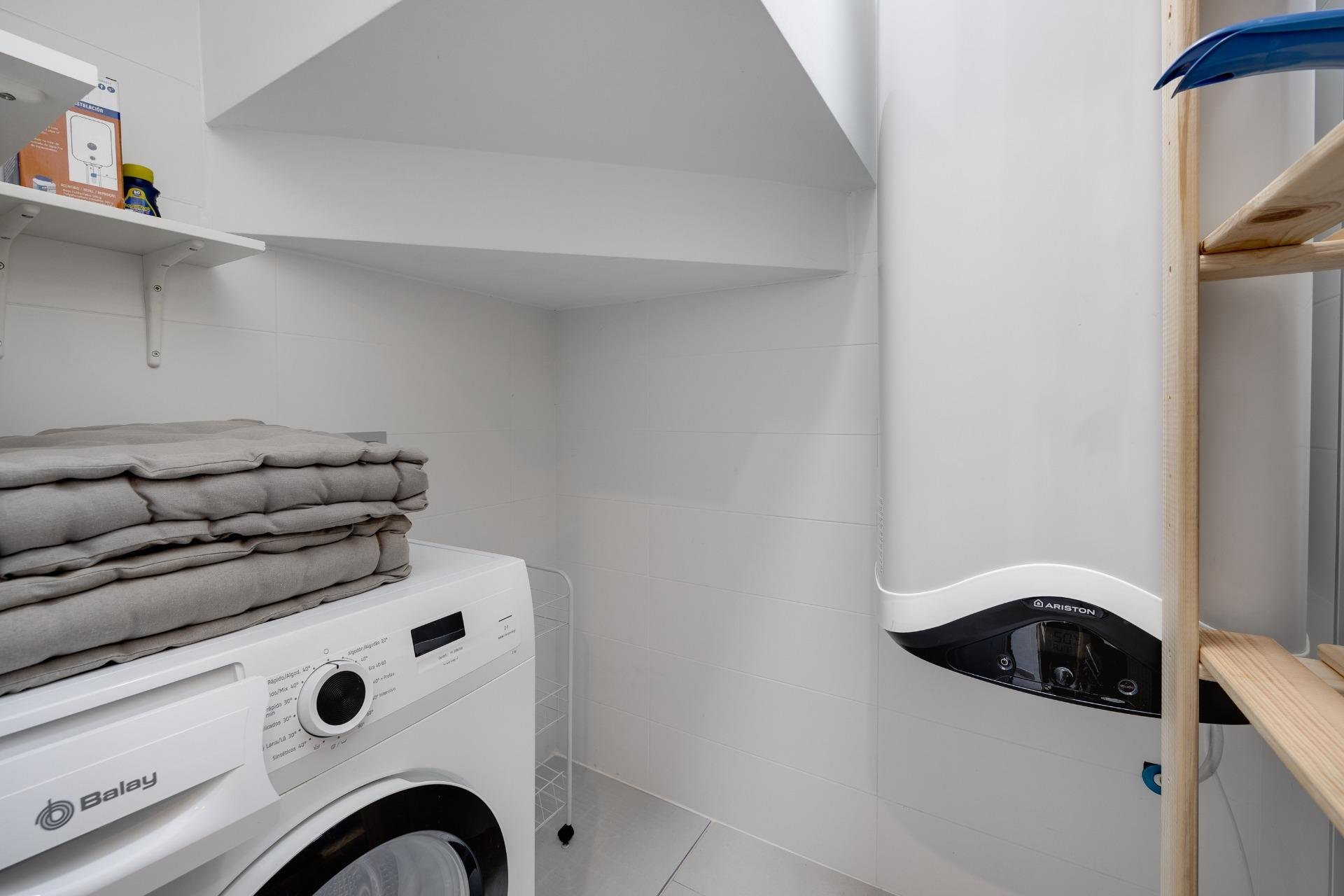 Odsprzedaż - Villa -
Orihuela Costa - PAU 26