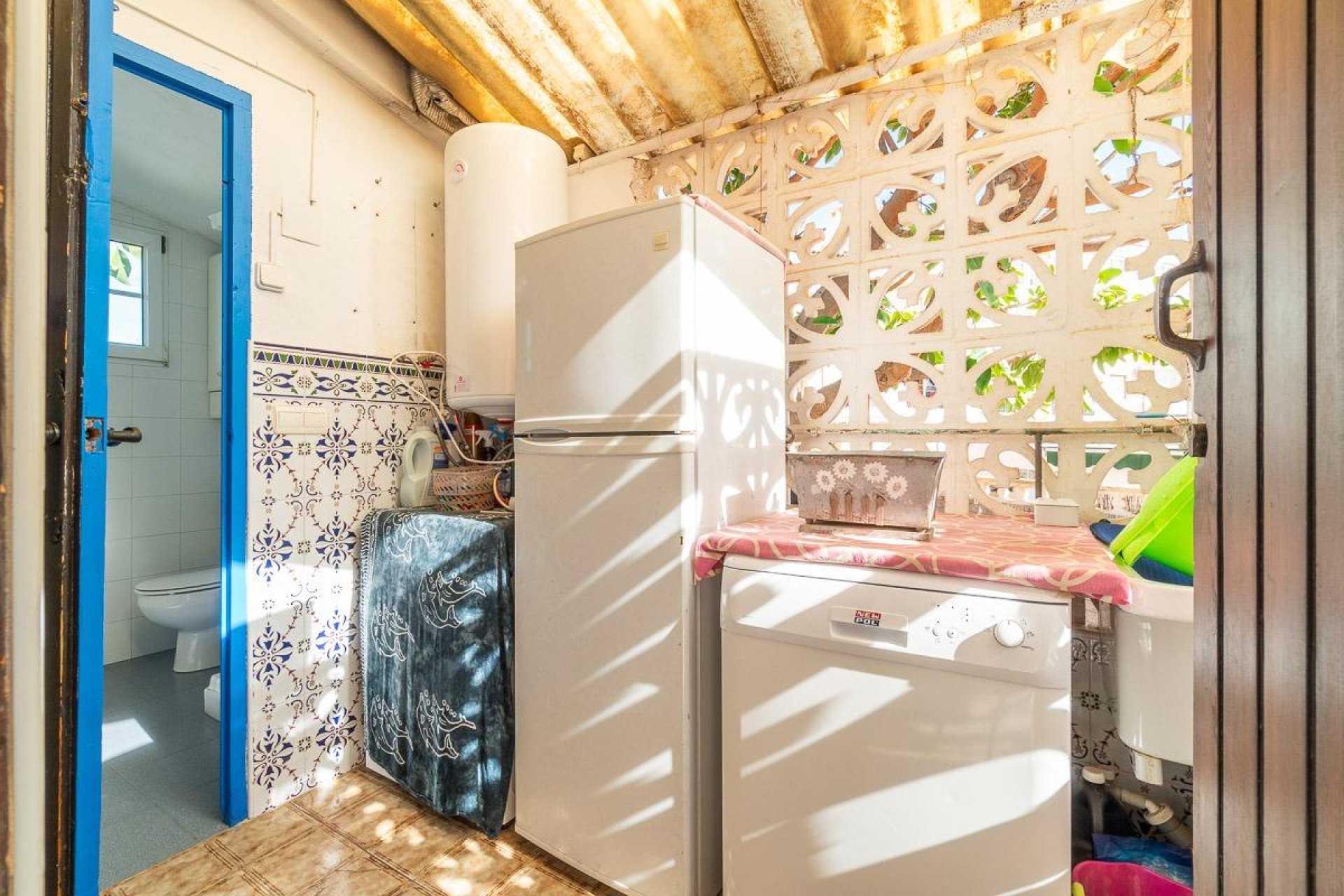 Odsprzedaż - Villa -
Orihuela Costa - Punta Prima