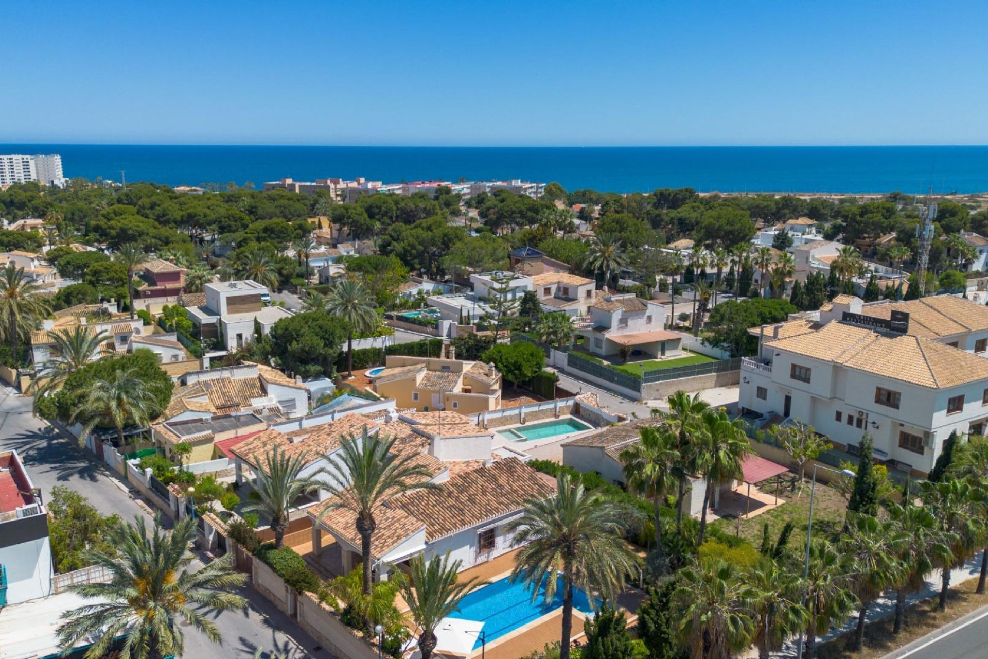 Odsprzedaż - Villa -
Orihuela Costa - Rocio del Mar