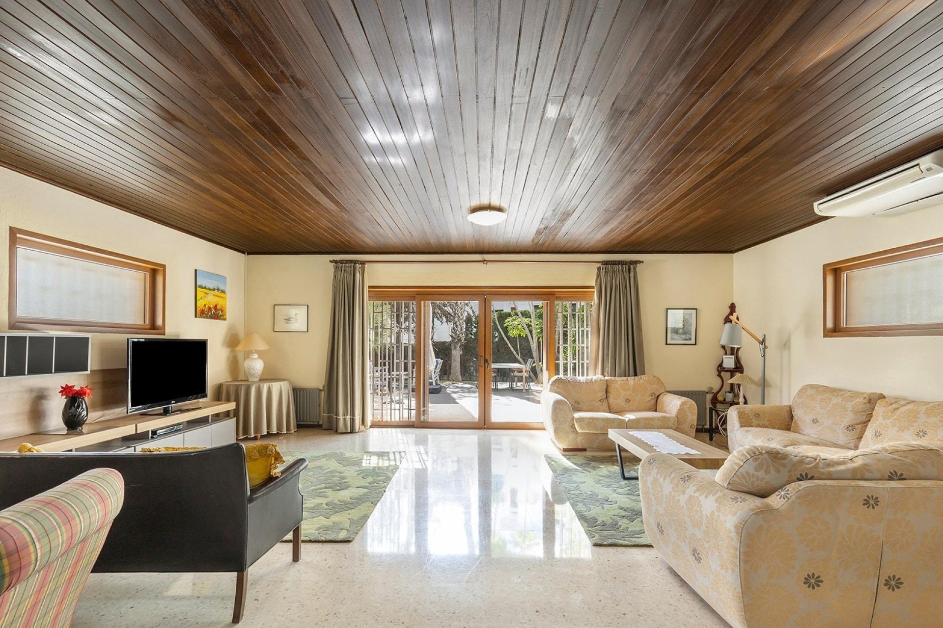 Odsprzedaż - Villa -
Orihuela Costa - Villamartín