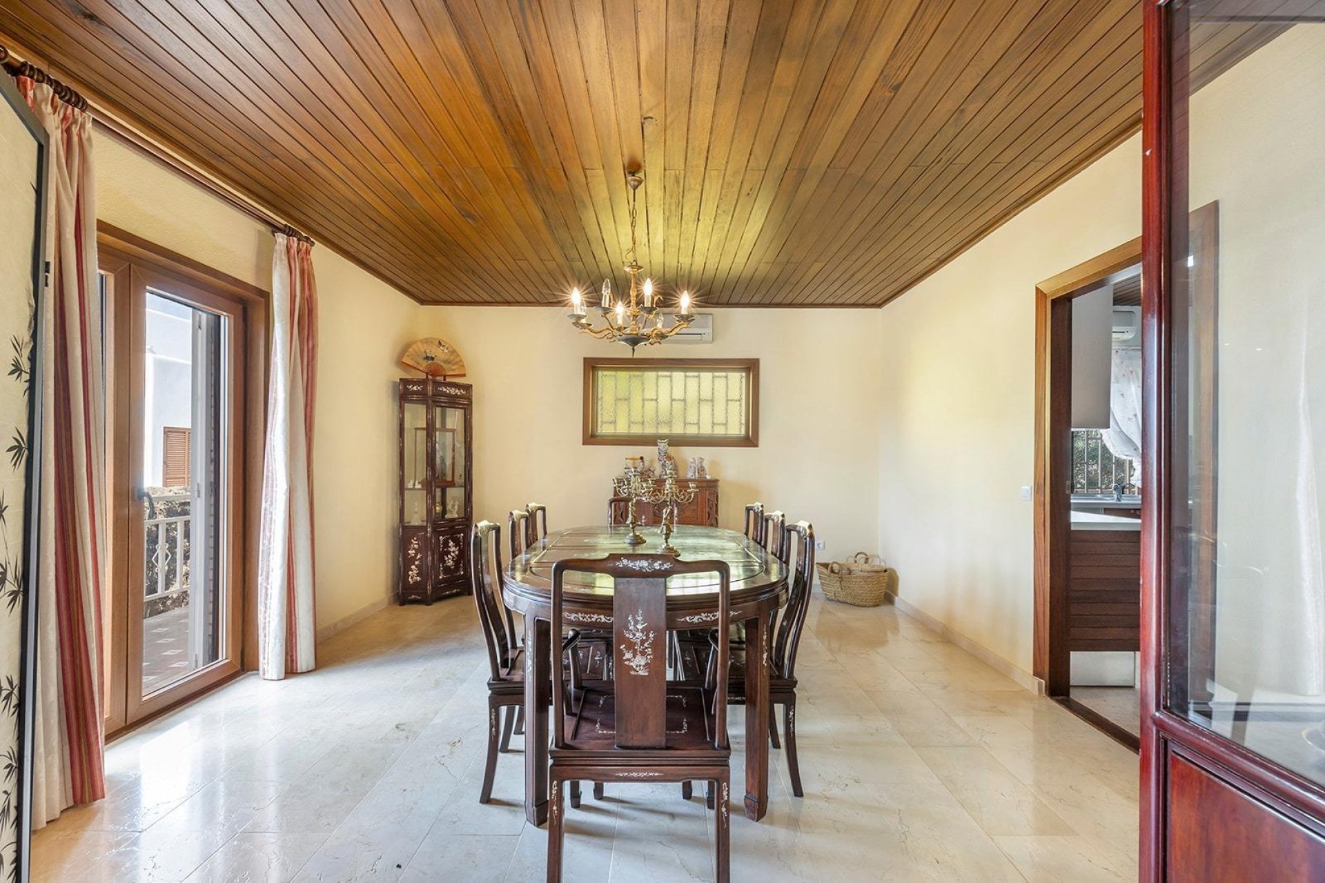 Odsprzedaż - Villa -
Orihuela Costa - Villamartín