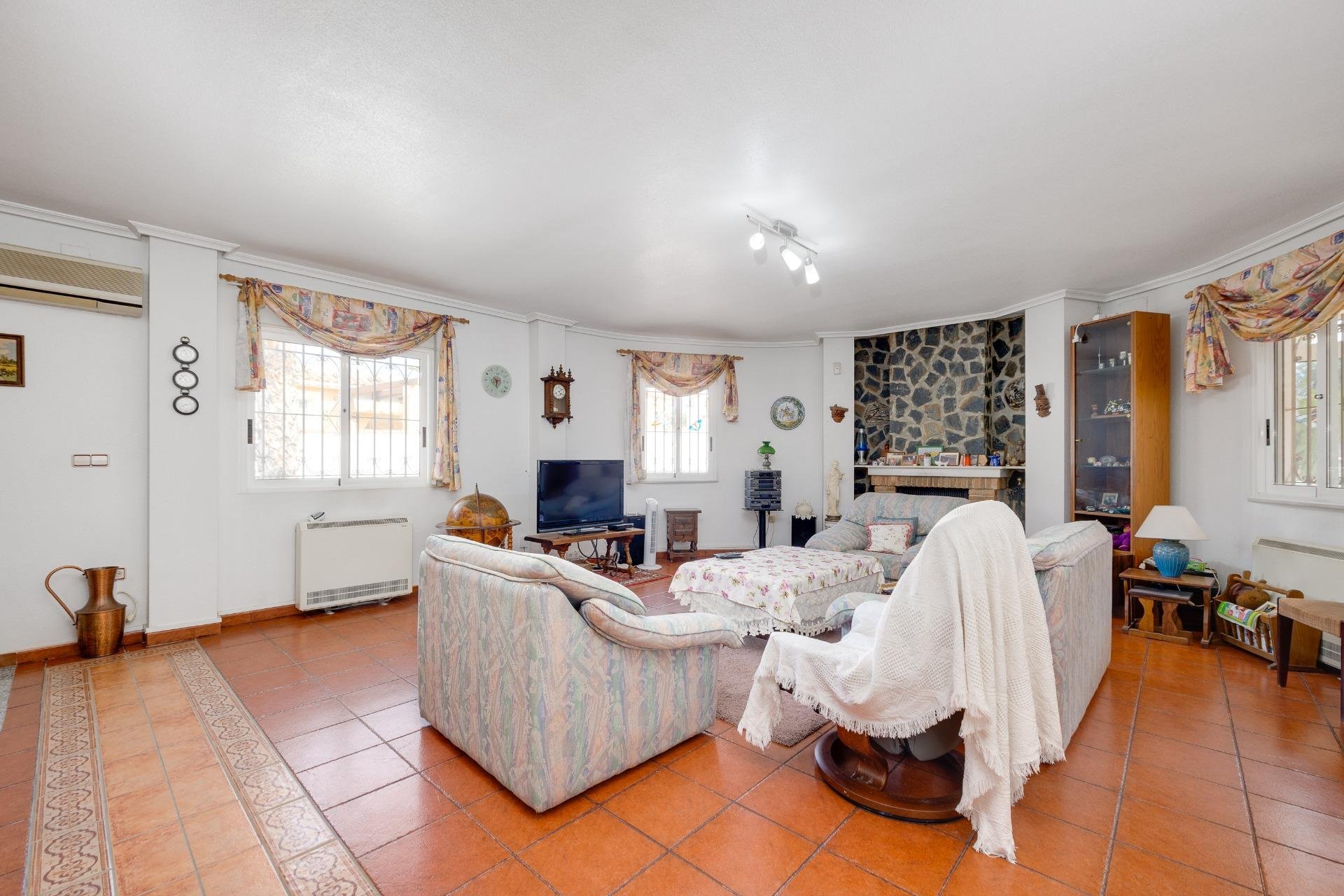 Odsprzedaż - Villa -
Pilar de la Horadada - Pinar de Campoverde