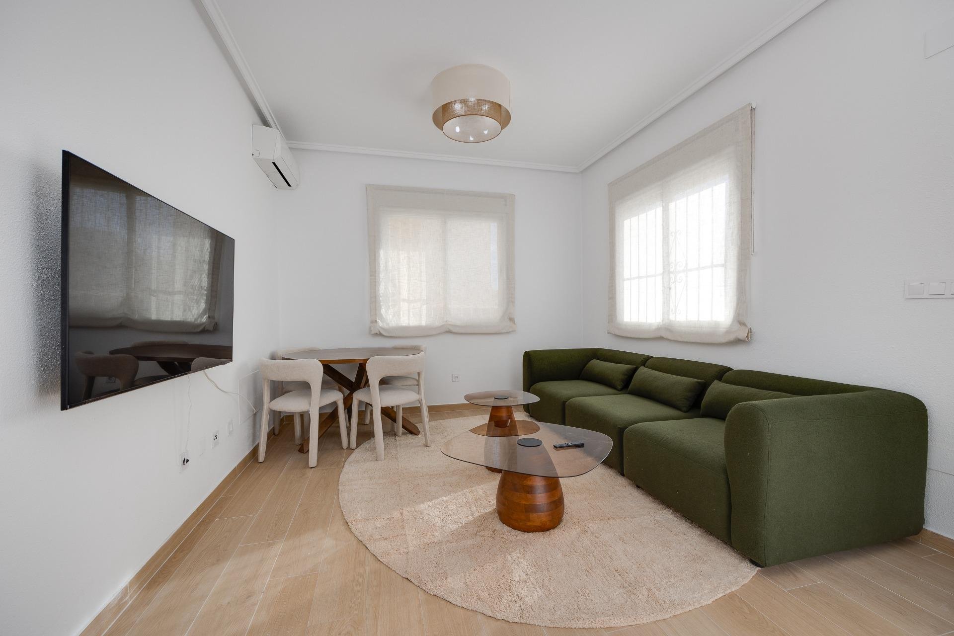 Odsprzedaż - Villa -
Rojales - Centro de la Ciudad Quesada