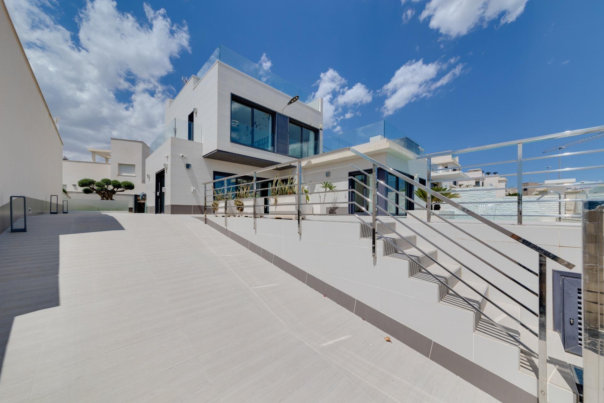 Odsprzedaż - Villa -
San Miguel de Salinas - Cerro del Sol