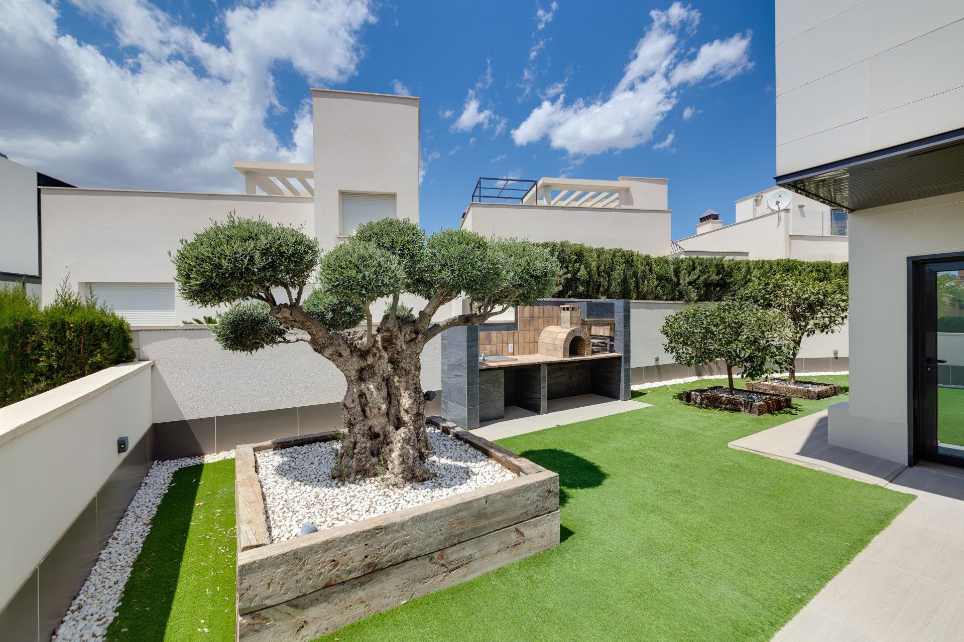 Odsprzedaż - Villa -
San Miguel de Salinas - Cerro del Sol