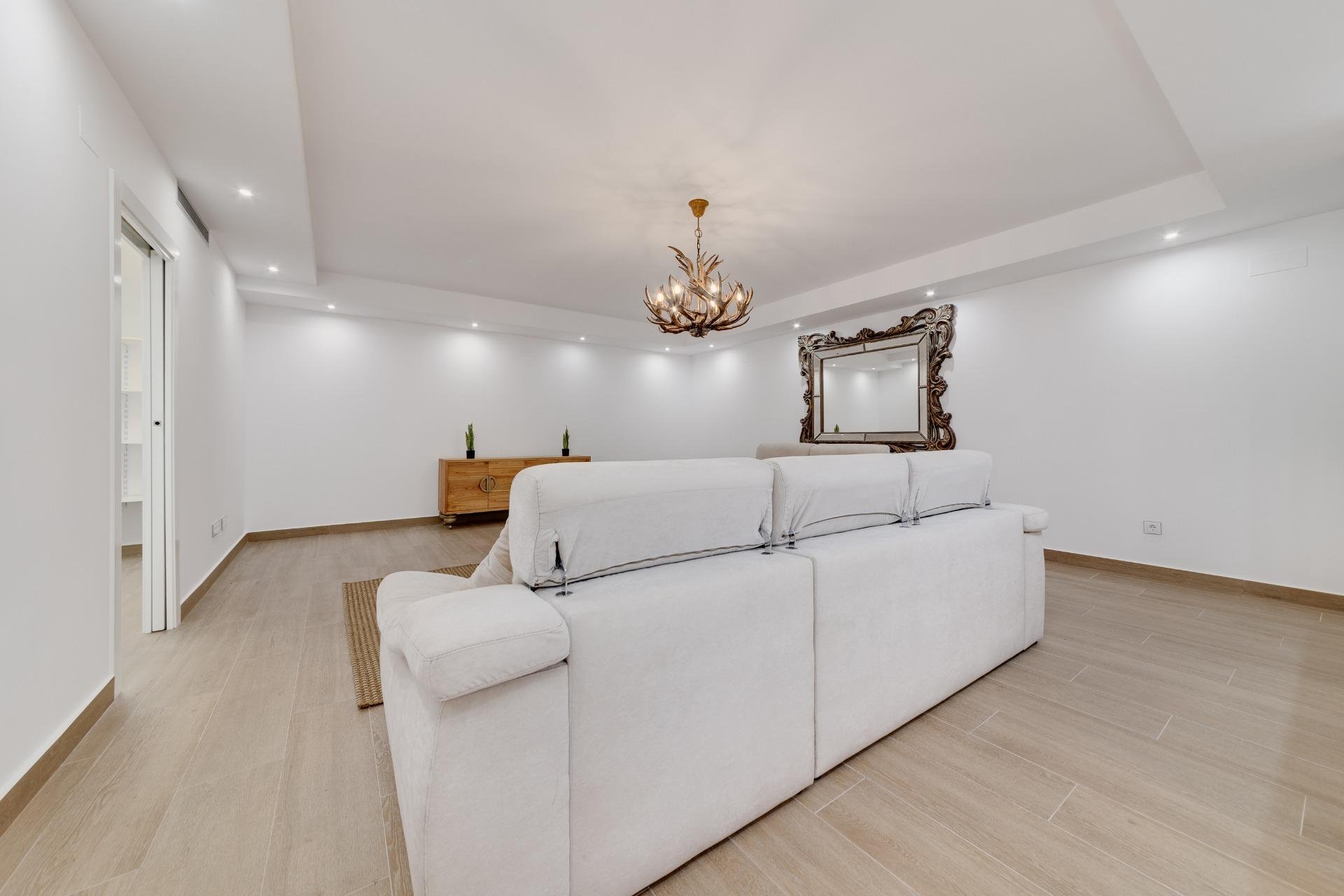Odsprzedaż - Villa -
San Miguel de Salinas - Cerro del Sol