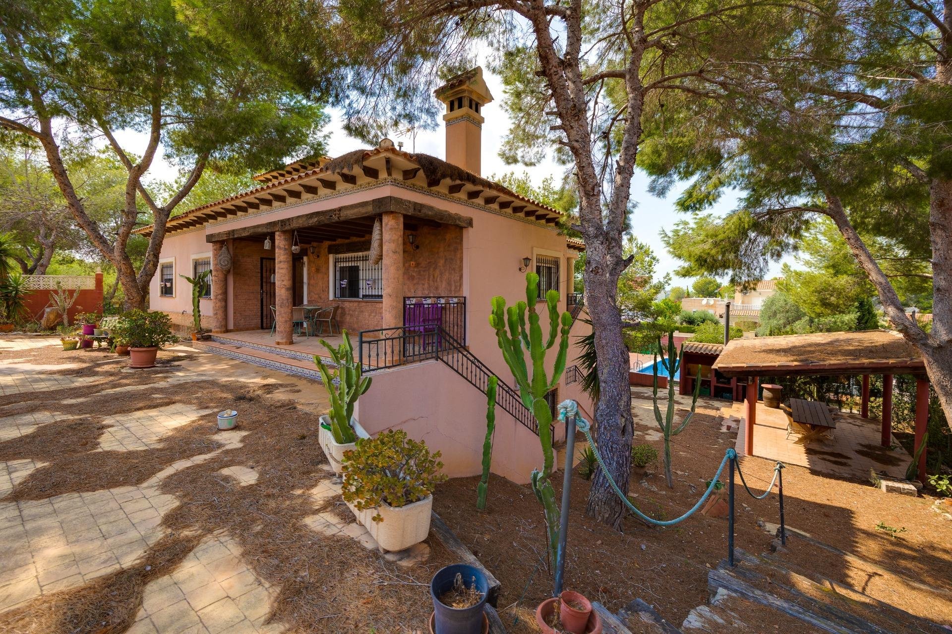 Odsprzedaż - Villa -
San Miguel de Salinas - Ciudad de las comunicaciones