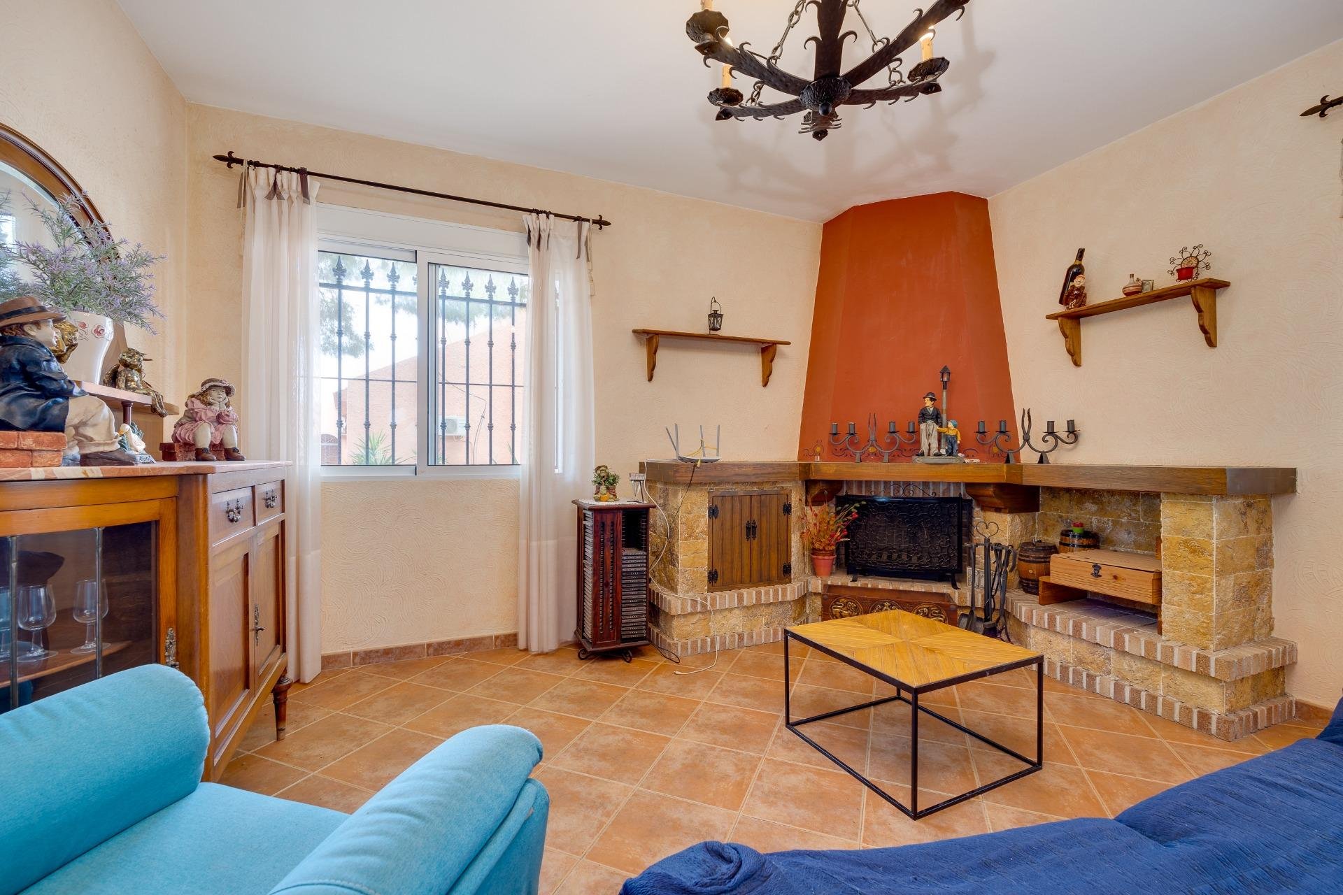 Odsprzedaż - Villa -
San Miguel de Salinas - Ciudad de las comunicaciones