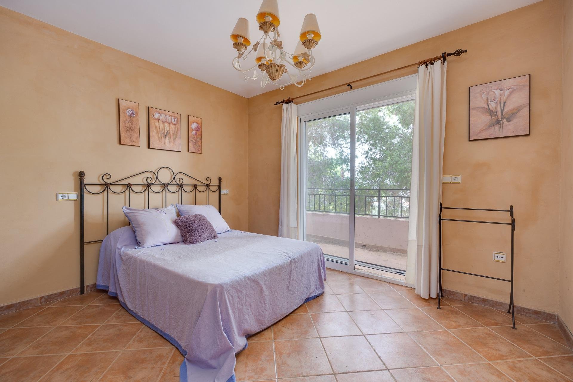 Odsprzedaż - Villa -
San Miguel de Salinas - Ciudad de las comunicaciones
