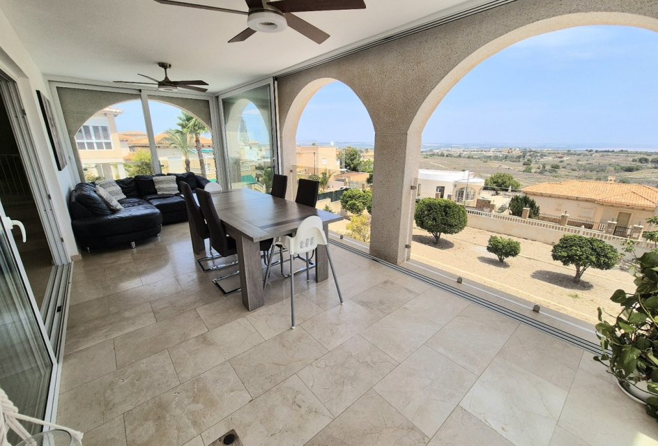 Odsprzedaż - Villa -
San Miguel de Salinas - Ciudad de las comunicaciones