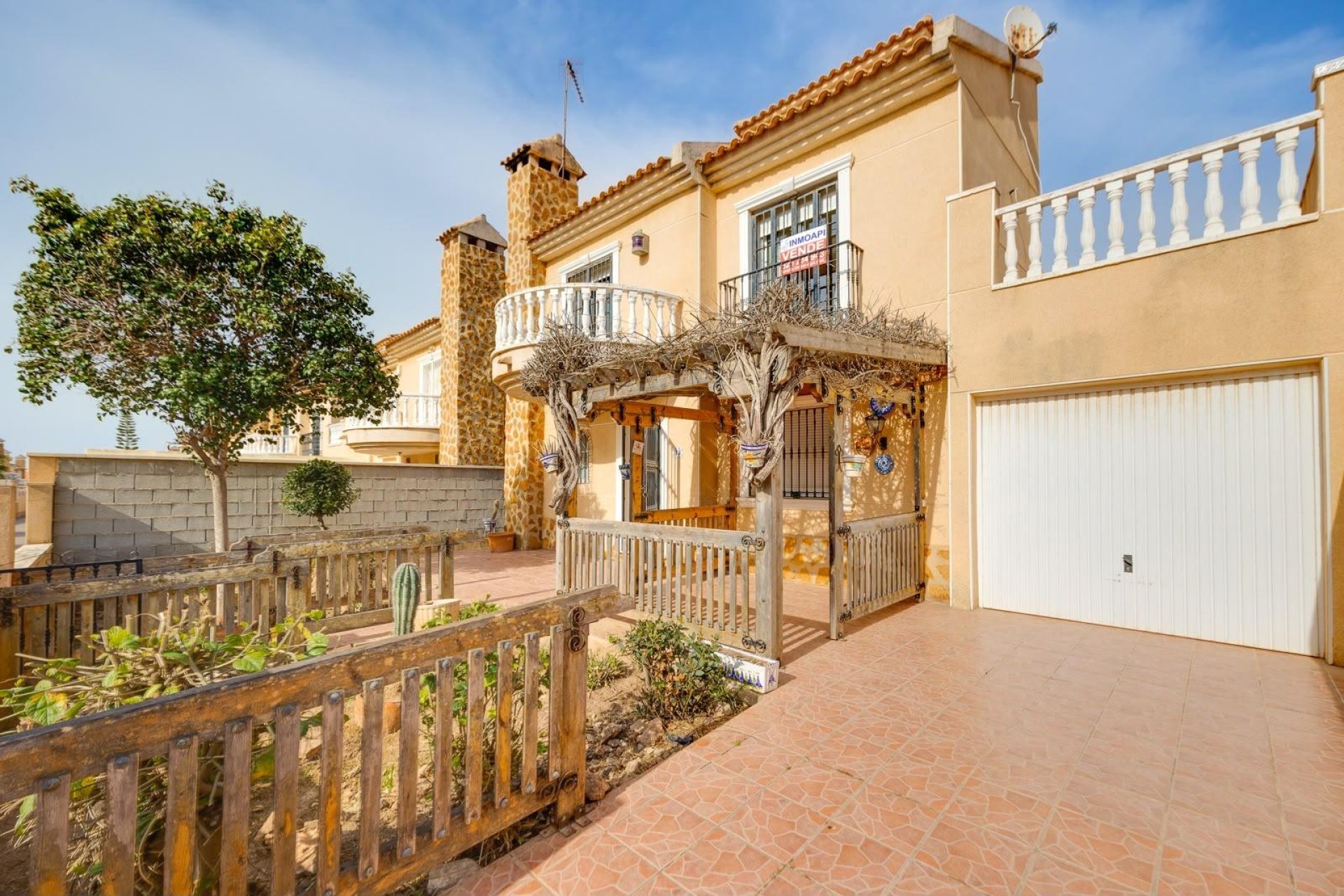 Odsprzedaż - Villa -
Torrevieja - Aguas Nuevas