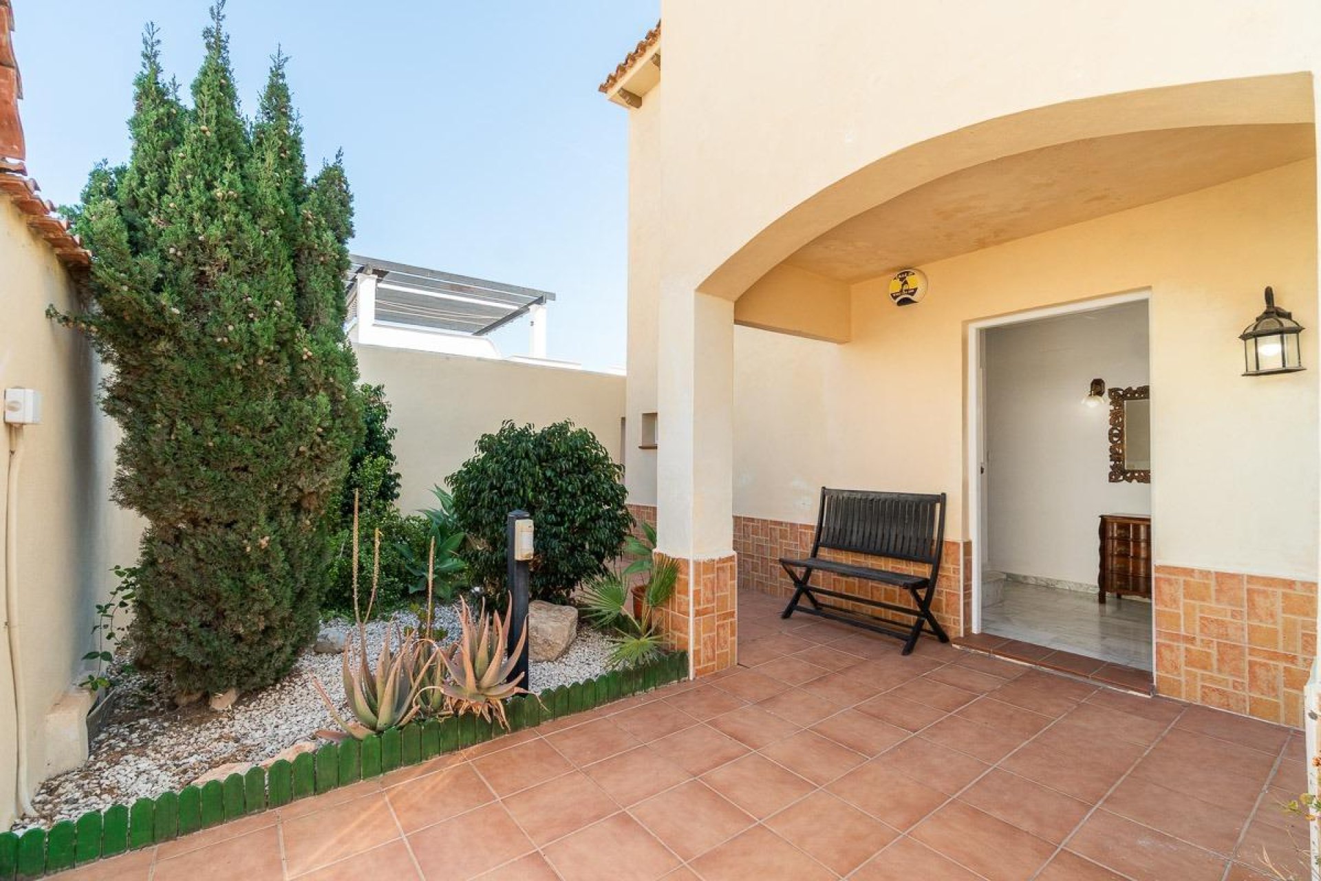 Odsprzedaż - Villa -
Torrevieja - La Mata